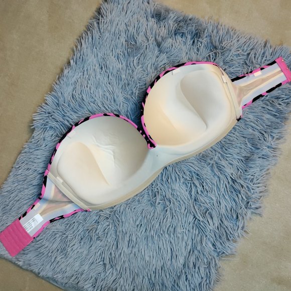 Strapless Lip Pattern Push Up With Cute Bling Accent - Picture 6 of 13